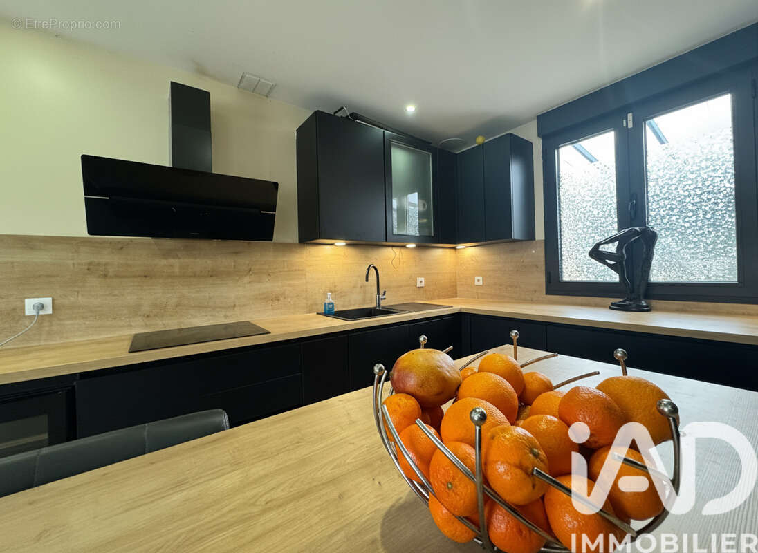 Photo 4 - Maison à SENS