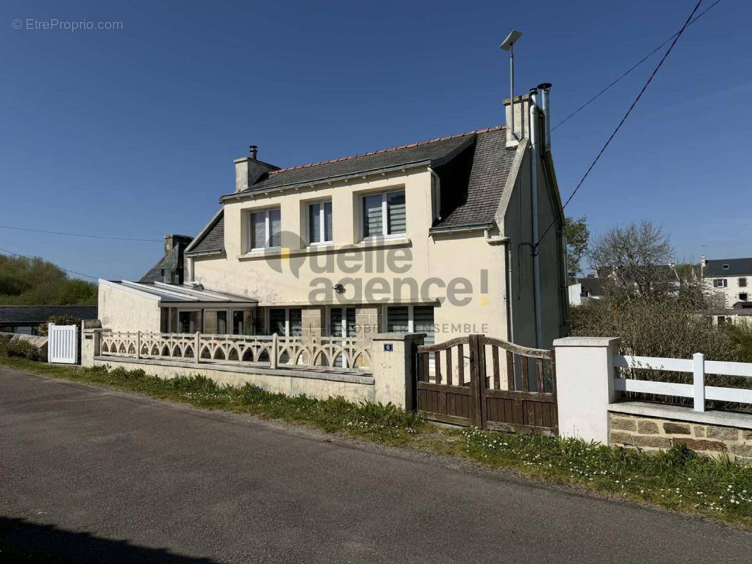 Maison à PLOGOFF