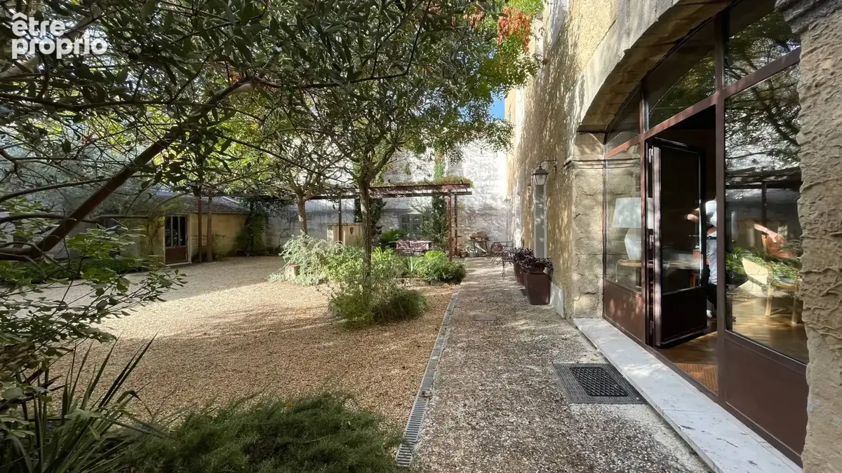 Saint-Quentin la Poterie, mas de village avec dépendance, jardin et piscine - photo 19
