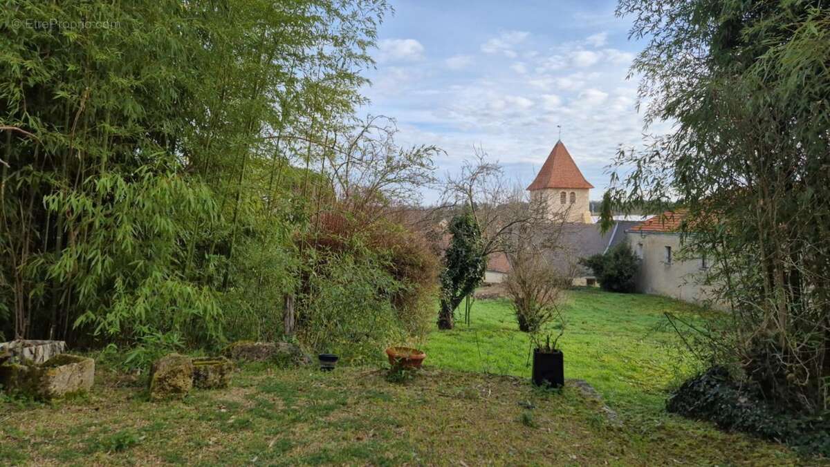 Maison à LURAIS