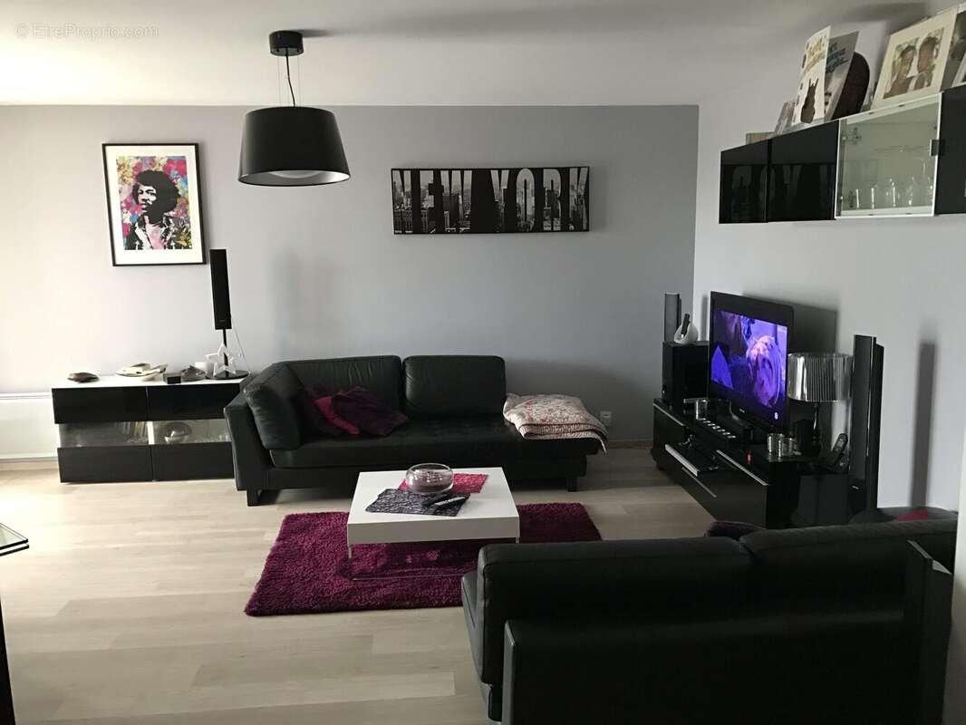 Appartement à VIGNEUX-SUR-SEINE