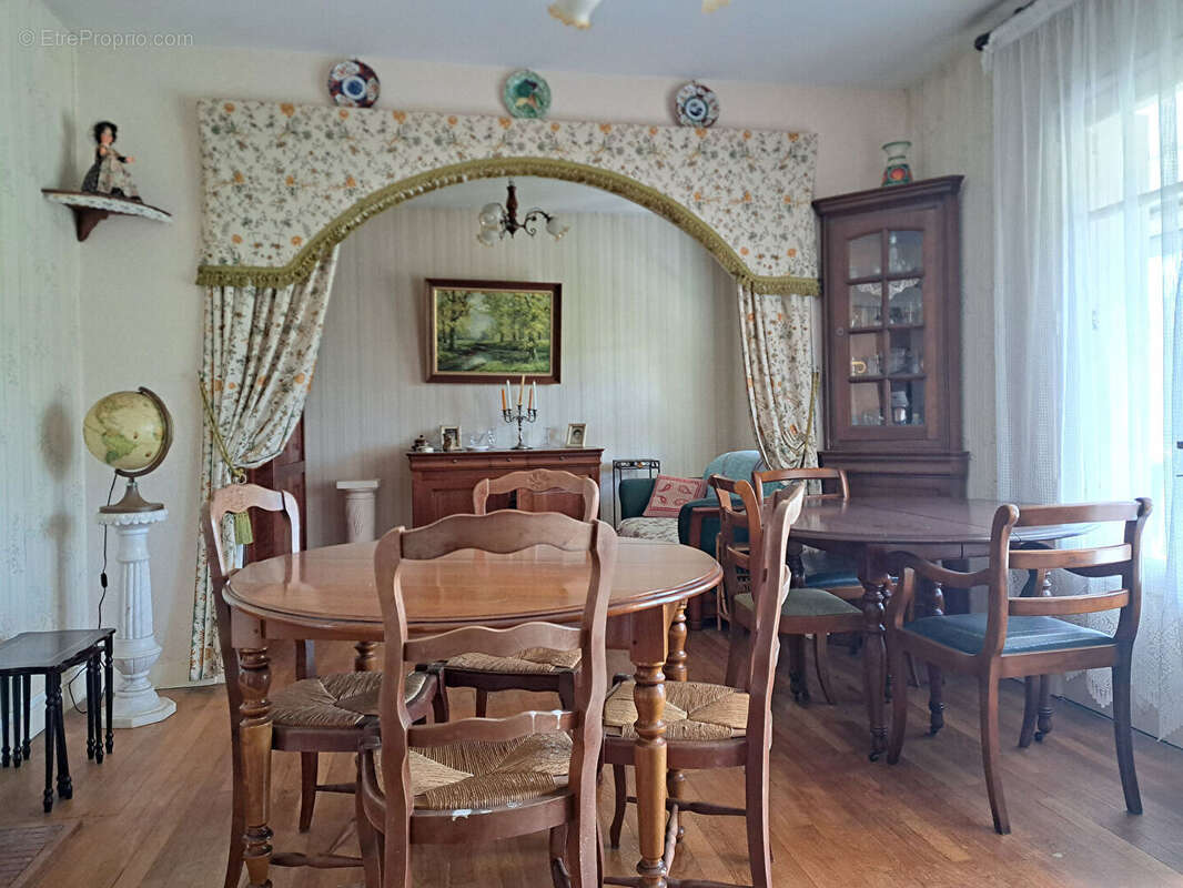 Maison à CHATELLERAULT