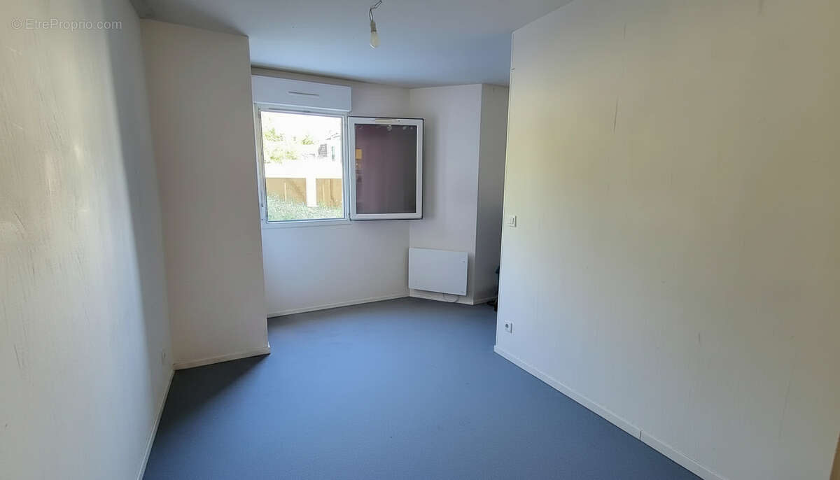 Appartement - 25.6 m2 - TOURS - photo 4