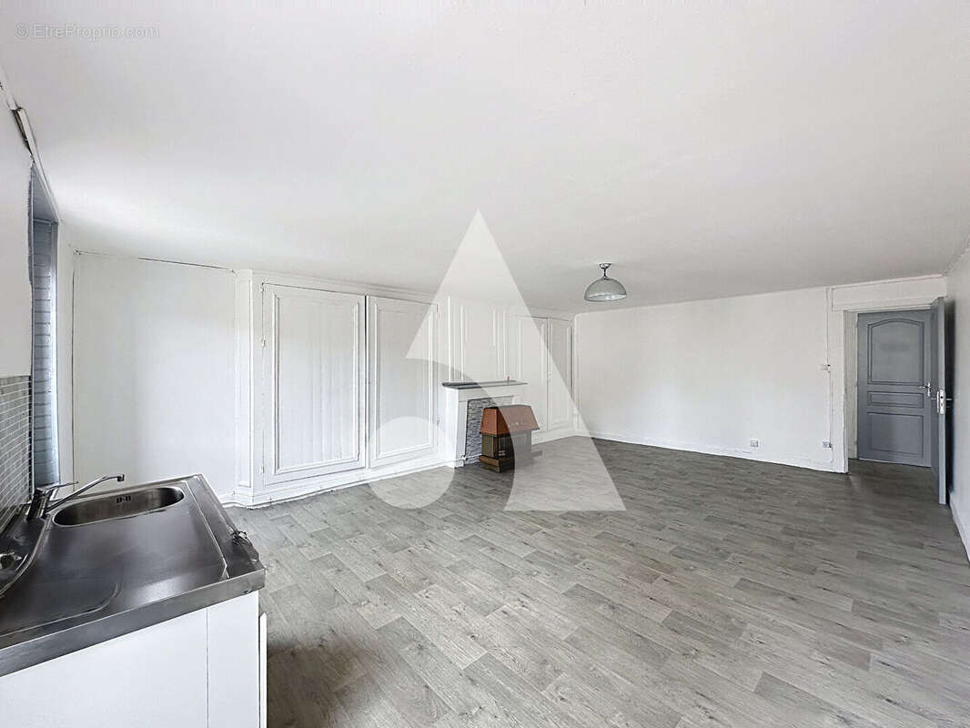 Maison à BRUAY-SUR-L&#039;ESCAUT