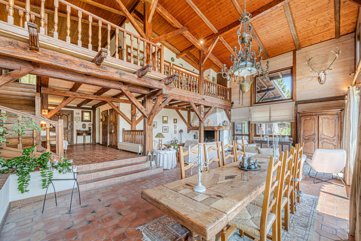 Chalet d’exception 8 pieces   350 m2 sur terrain  5000 m2  chatillon-sur-cluses - photo 7