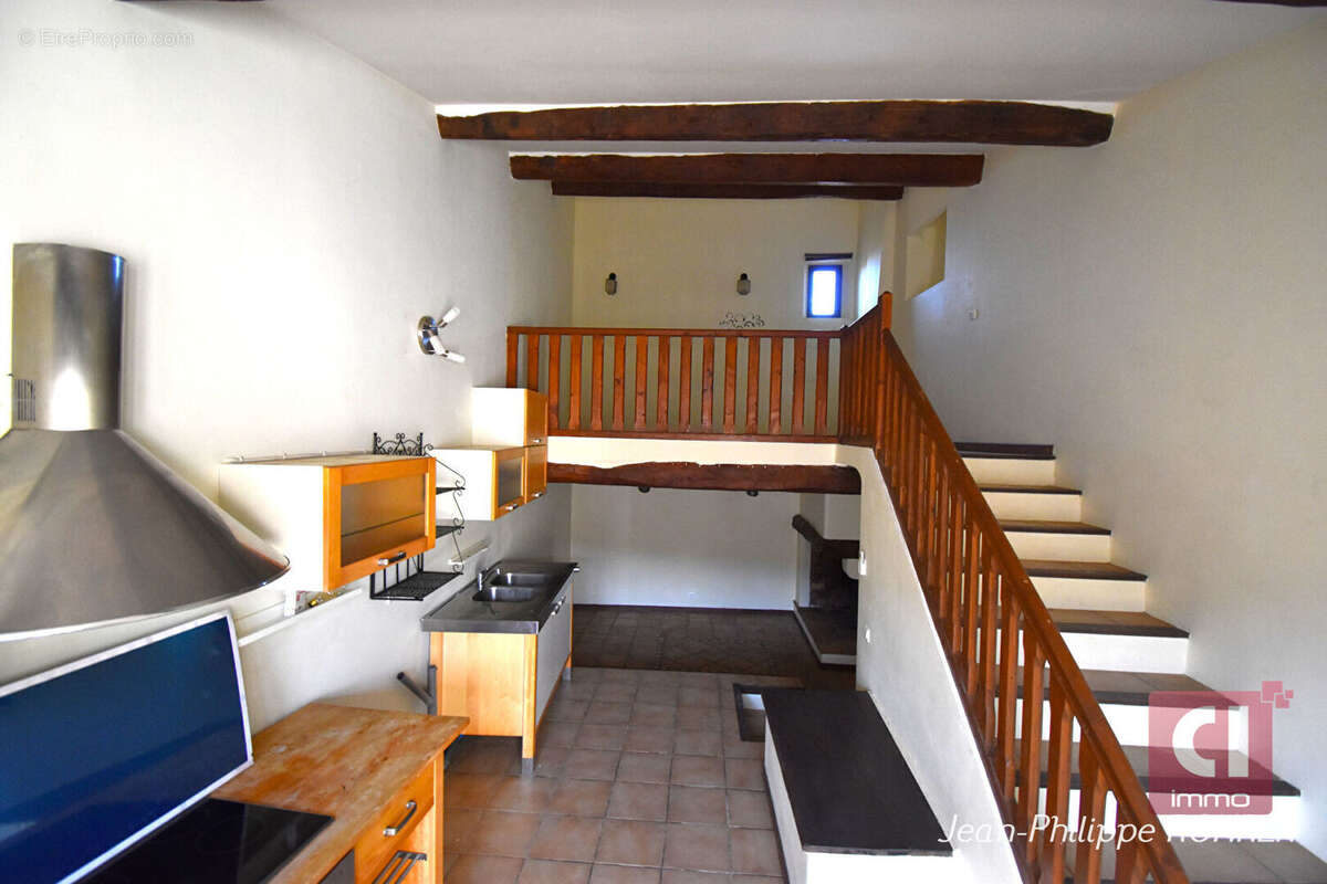 Maison à AUPS