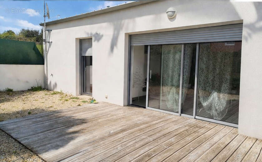 Maison à LES HERBIERS
