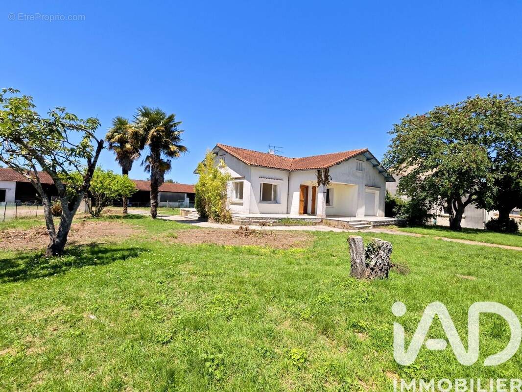 Photo 1 - Maison à CHERBONNIERES