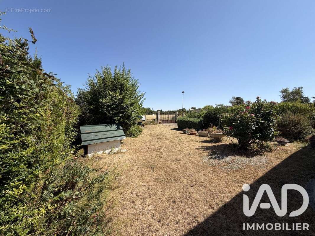 Maison 77 m² à Mezieres-En-Drouais  - photo 7