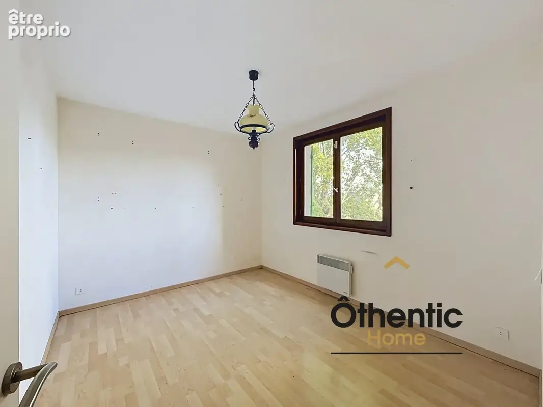 RARE MEYRIÉ   Maison avec séjour cathédrale, 3 chambres possible 4, mezzanine et terrain de 1 031 m2 - photo 12