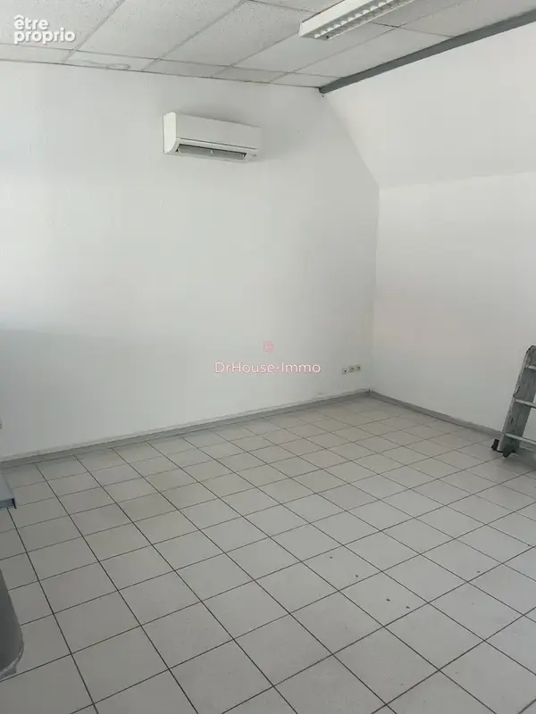 Commerce 49 m² à Cabestany  - photo 18