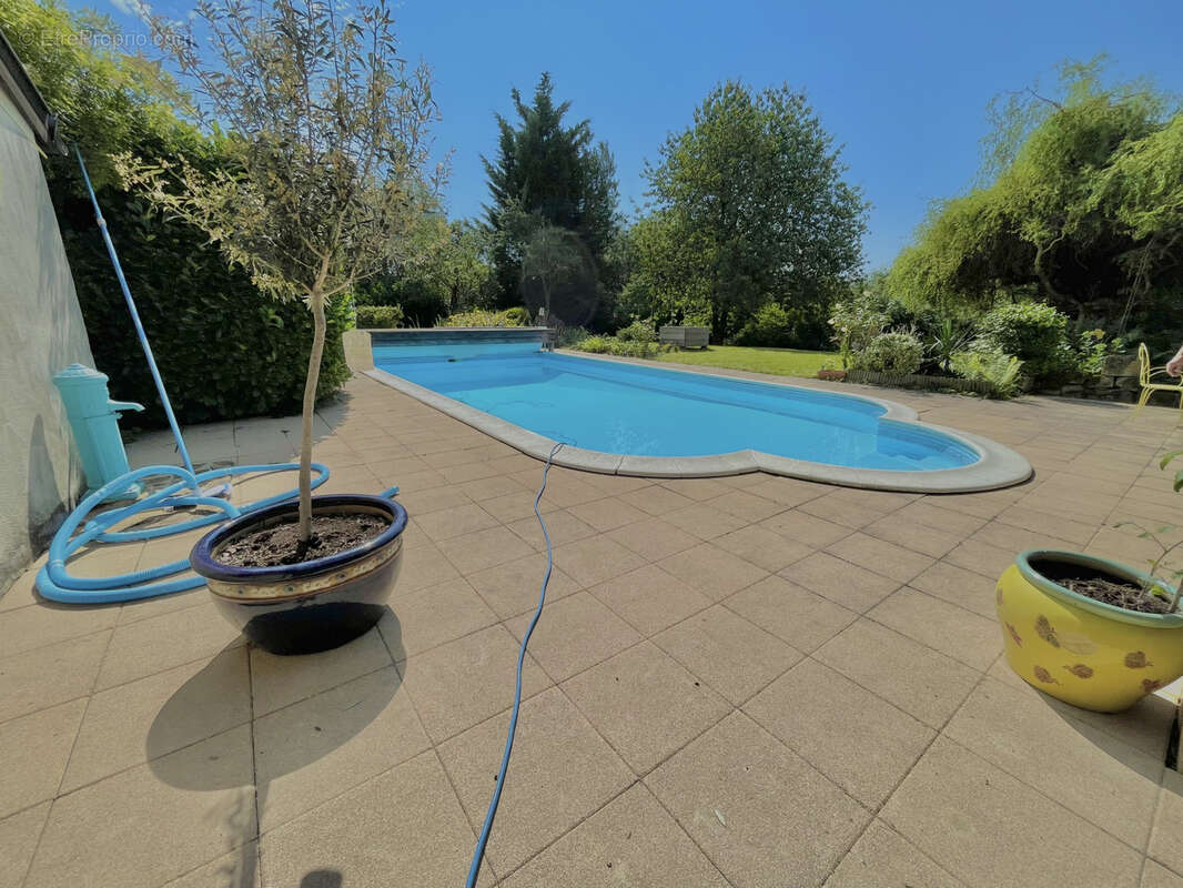 Maison à SANRY-LES-VIGY