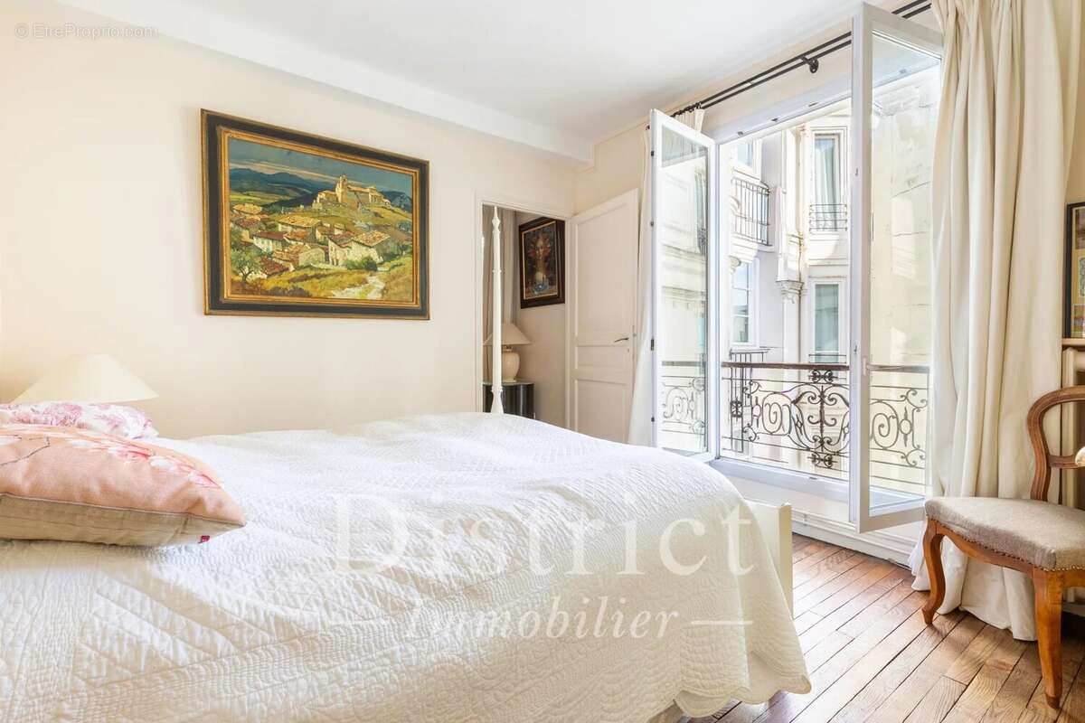 Appartement à PARIS-5E