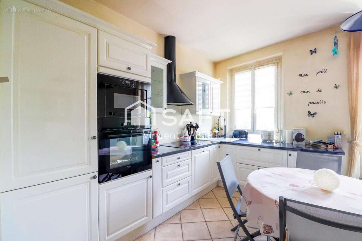 Photo 2 - Appartement à POISSY