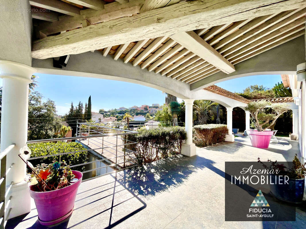 Maison à FREJUS