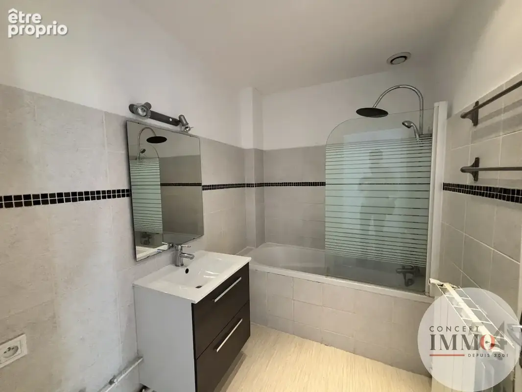 Appartement F3 lumineux 62 m2   Centre-ville de Toul   Idéal 1er achat ou investissement - photo 4