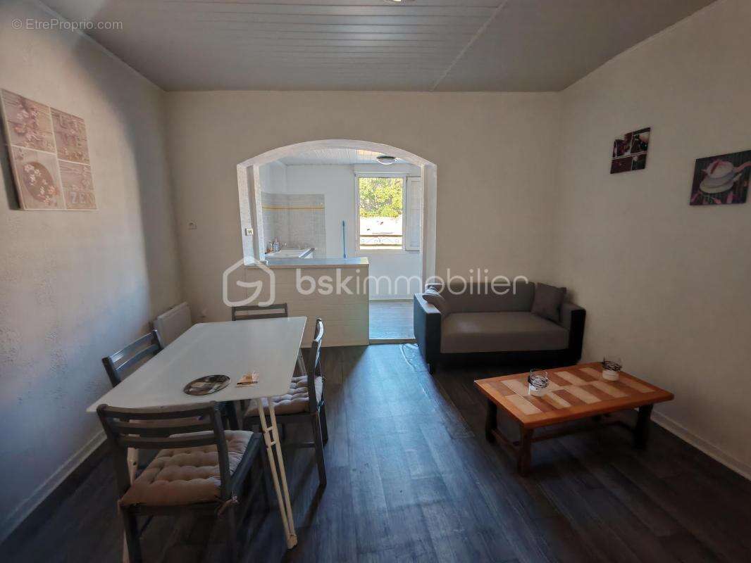 Appartement à BOURG-SAINT-ANDEOL