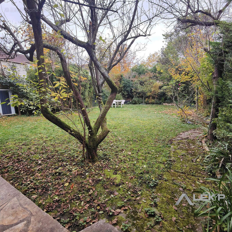 Maison à RUEIL-MALMAISON