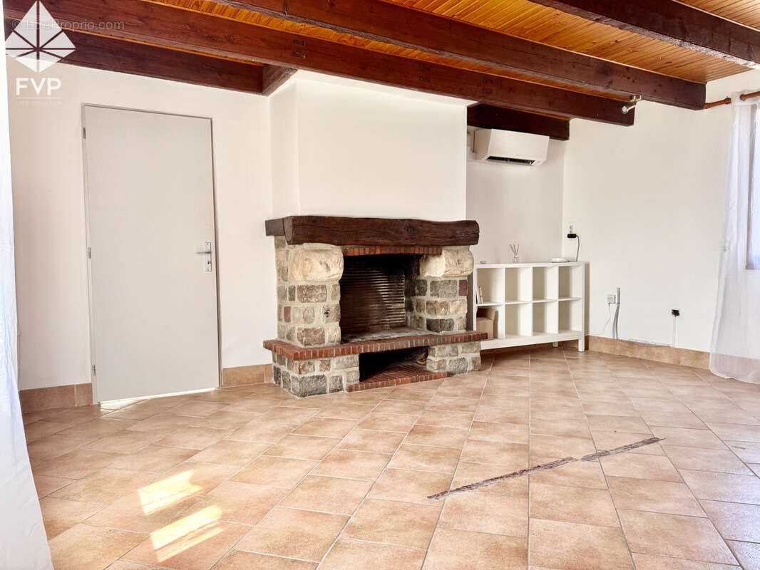 Maison à SAINT-PIERRE-LE-VIEUX