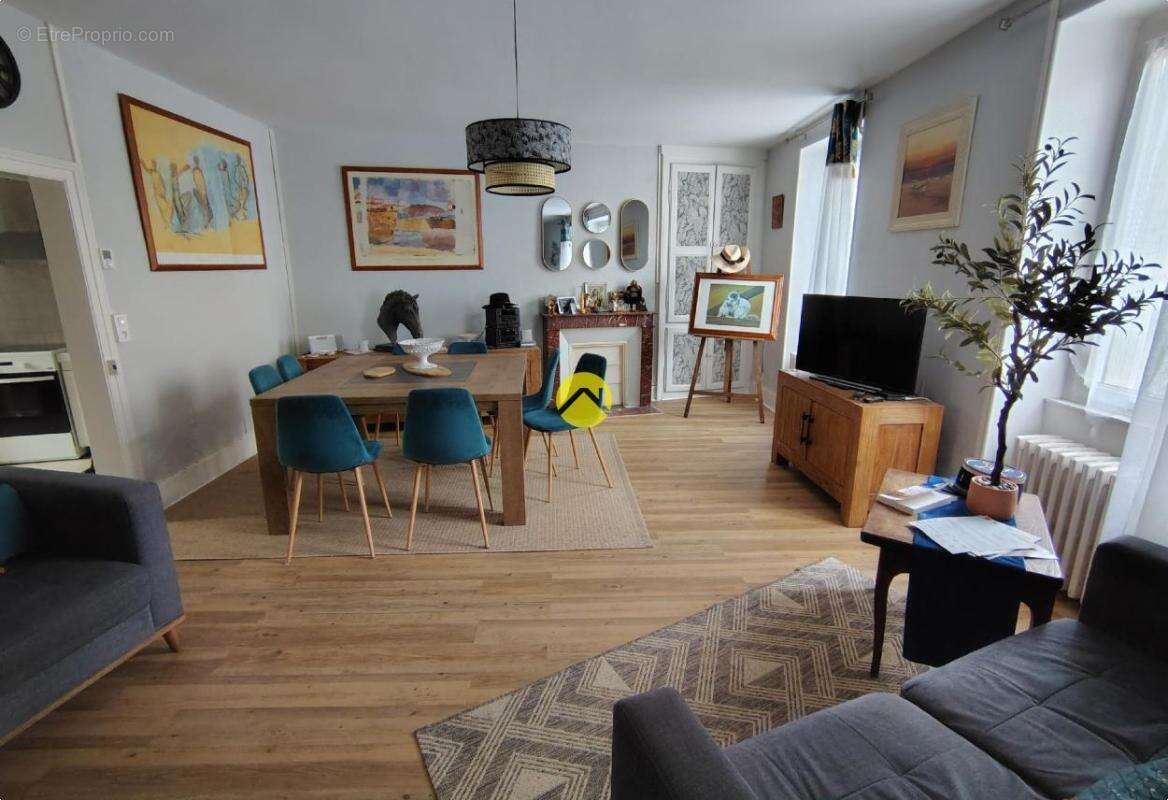 Maison à SANCOINS