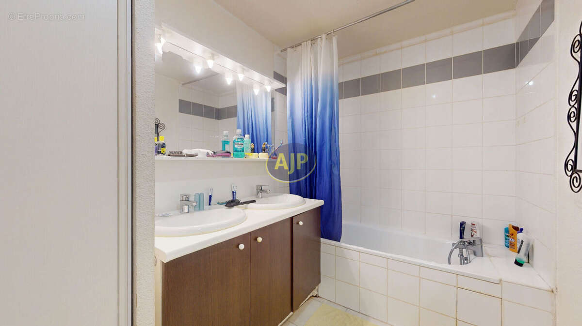 Appartement à SAINT-MEDARD-EN-JALLES