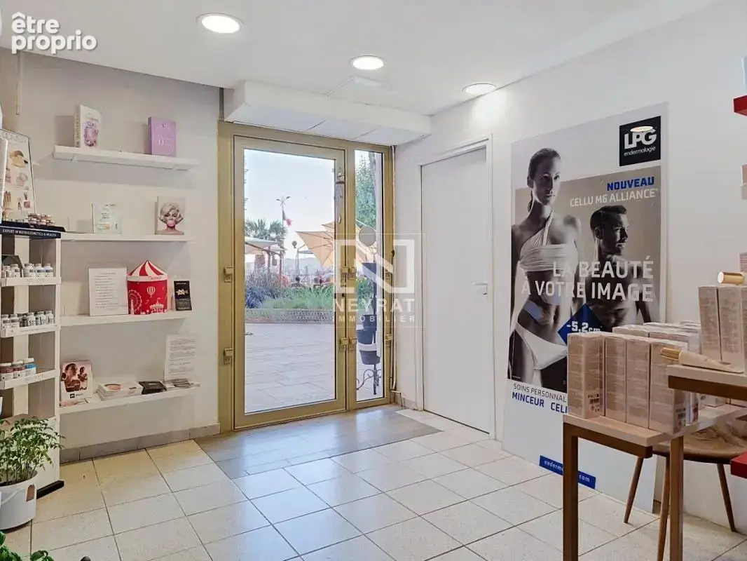 Rare ! droit au bail dans local commercial de  la résidence  le continental - photo 4