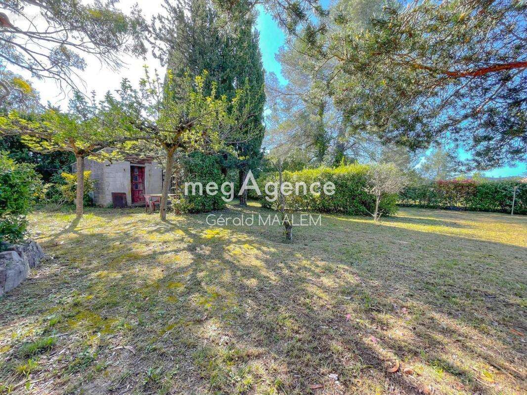 Villa de 130m² avec piscine à Bagnols-en-Forêt - photo 4