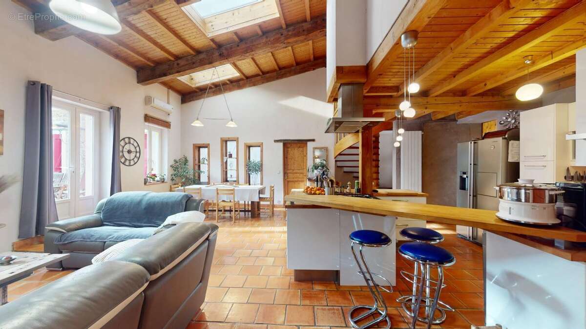 Maison à CAPENDU