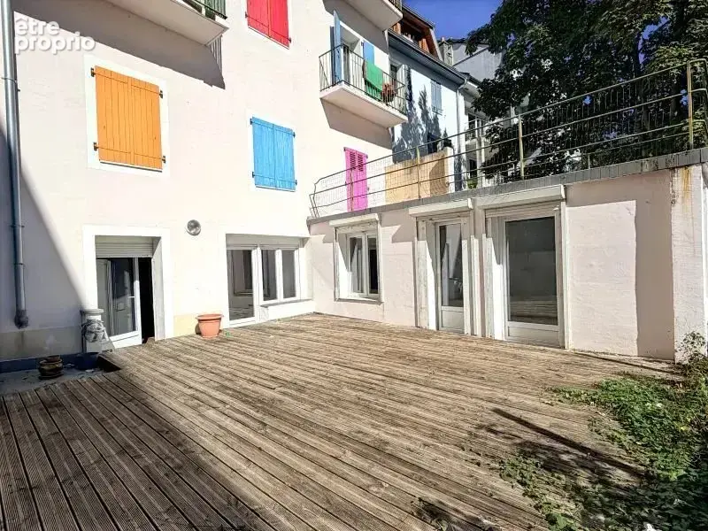 Rare à Saint-Julien-en-Genevois — Rez-de-terrasse d'exception de 102 m² (T3) - photo 1