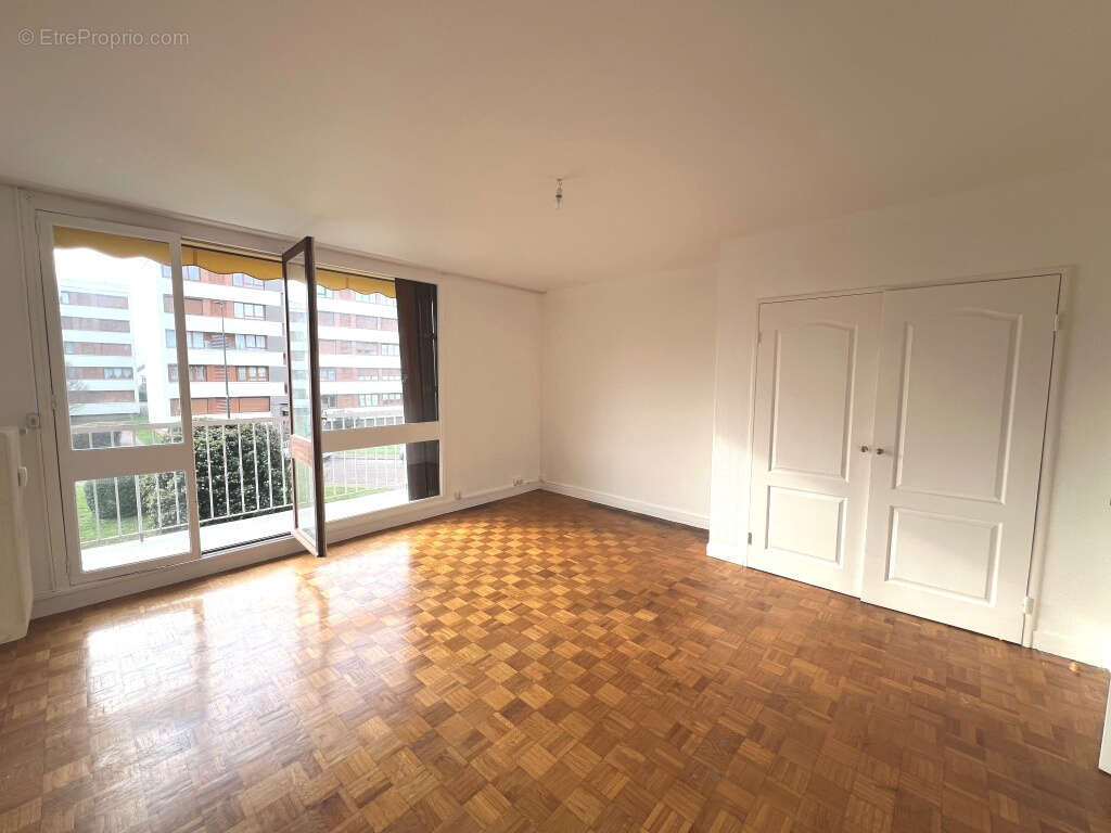 Appartement à SENS
