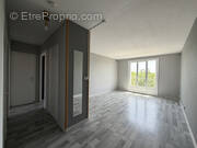 Appartement à SAINT-JULIEN-LES-VILLAS
