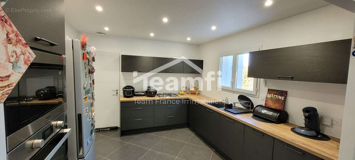 Maison à SAINT-MARTIN-DE-VALGALGUES