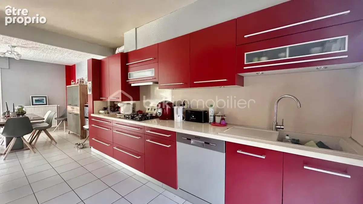 Maison mitoyenne T5 de 95 m² avec jardin  – Rue Lucien-Sampaix, Échirolles - photo 3