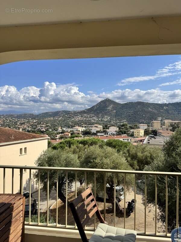 Appartement à L'ILE-ROUSSE