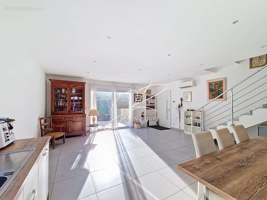 Photo 3 - Maison à PUIMISSON