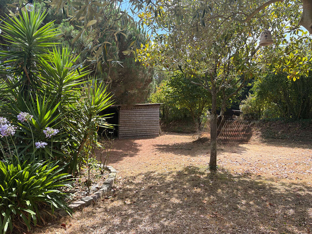 Maison 117 m² à Saint-Coulomb  - photo 12