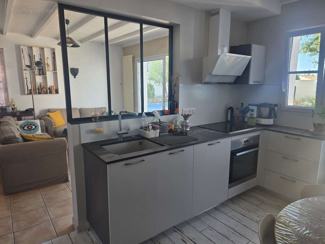 Maison à vendre 6 pièces  (85) - photo 3