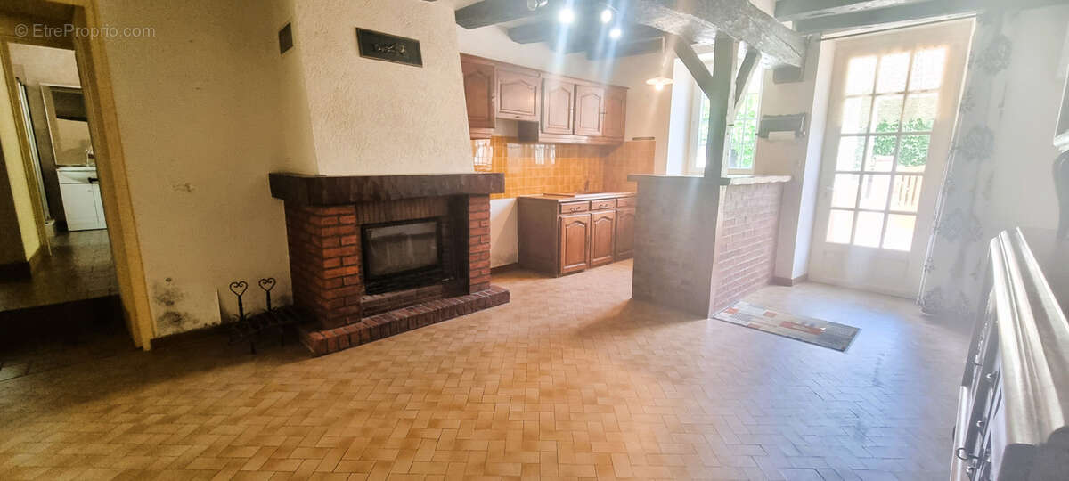 Maison à OUZOUER-LE-DOYEN