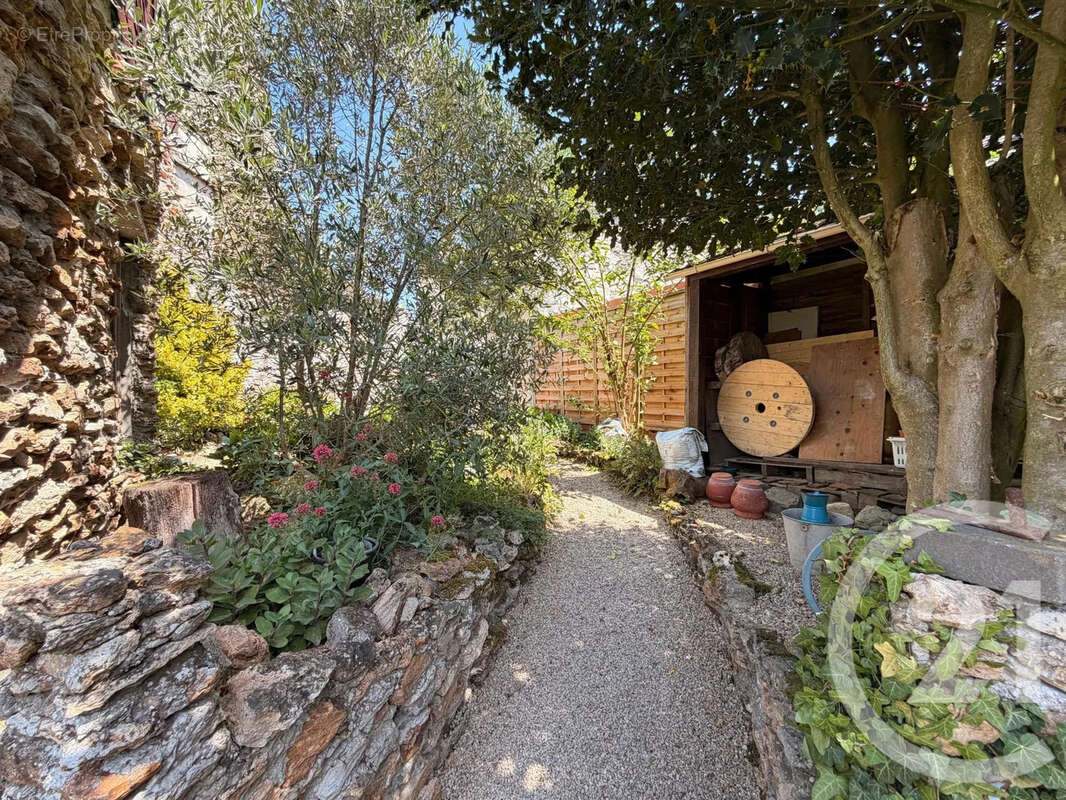 Maison à LONGPERRIER