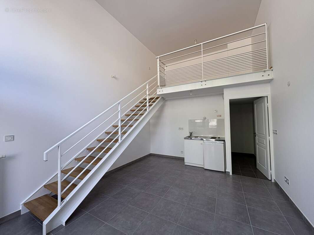 Appartement 32 m² à Lyon-8e  - photo 3