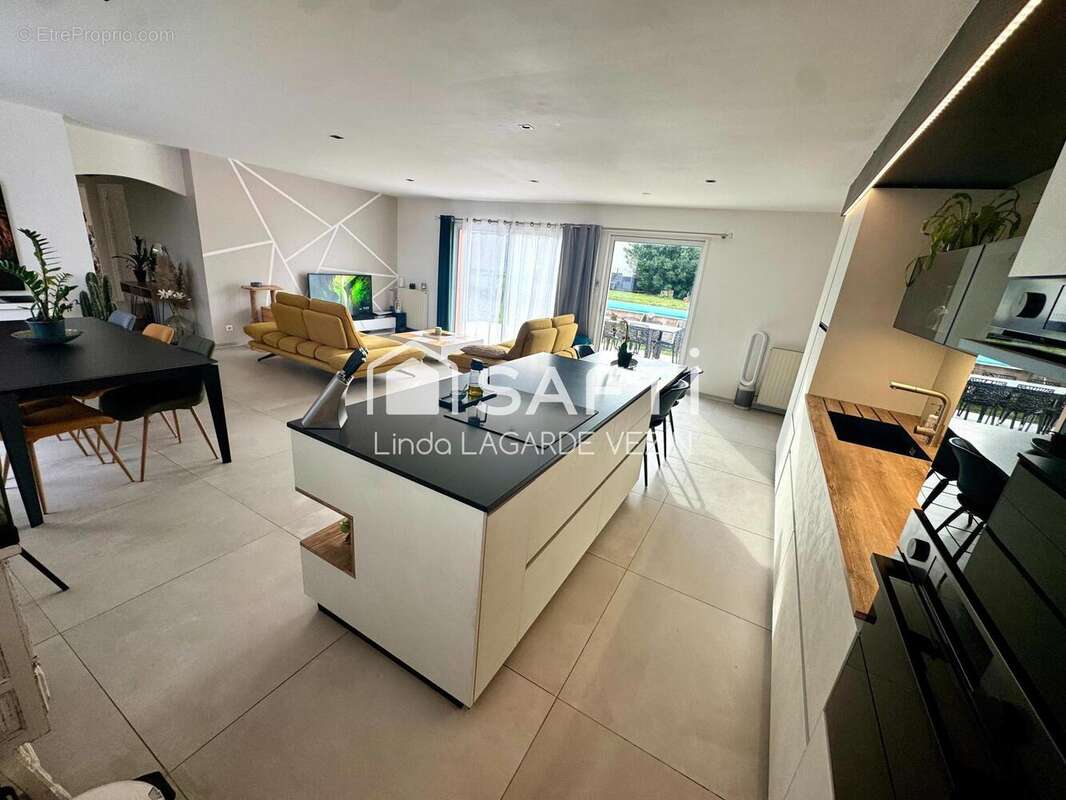 Photo 2 - Maison à SALIGNY