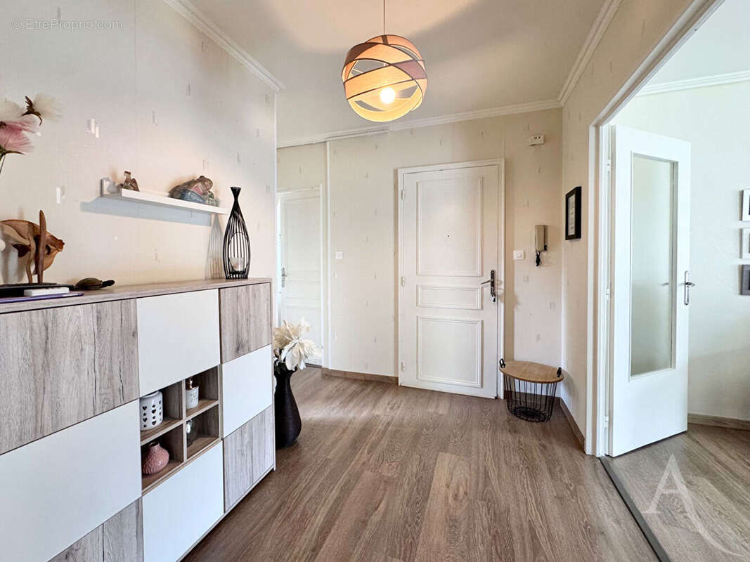 Appartement à FAMECK