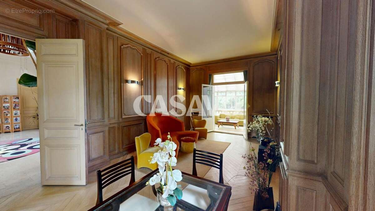 Vente Maison 15 pièces de 650m² - 94120 Fontenay-sous-Bois - photo 5