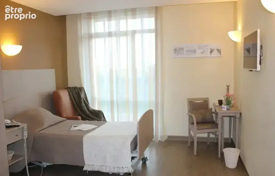 Chambre simple Lmnp renta. 5.30 % - photo 4