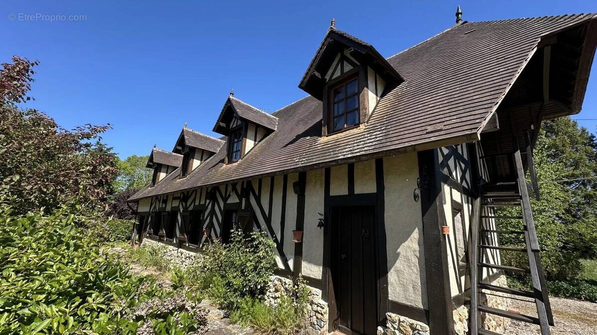 Maison à EPAIGNES