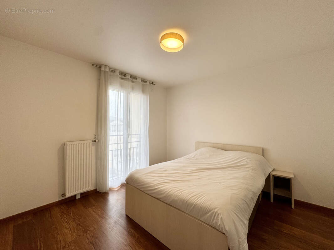 Appartement à EMERAINVILLE