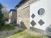 Maison à SAINT-DENIS-DES-MURS