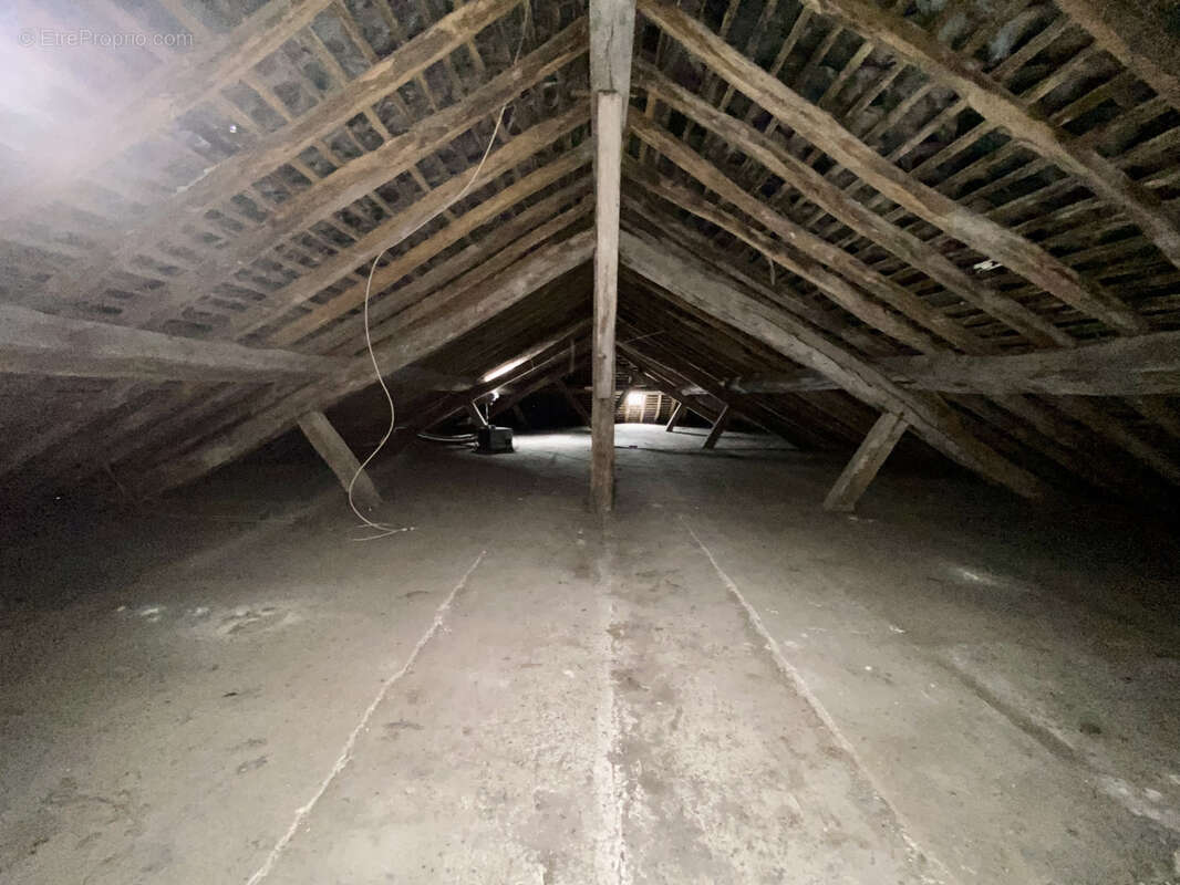 Maison à CHATILLON-EN-BAZOIS