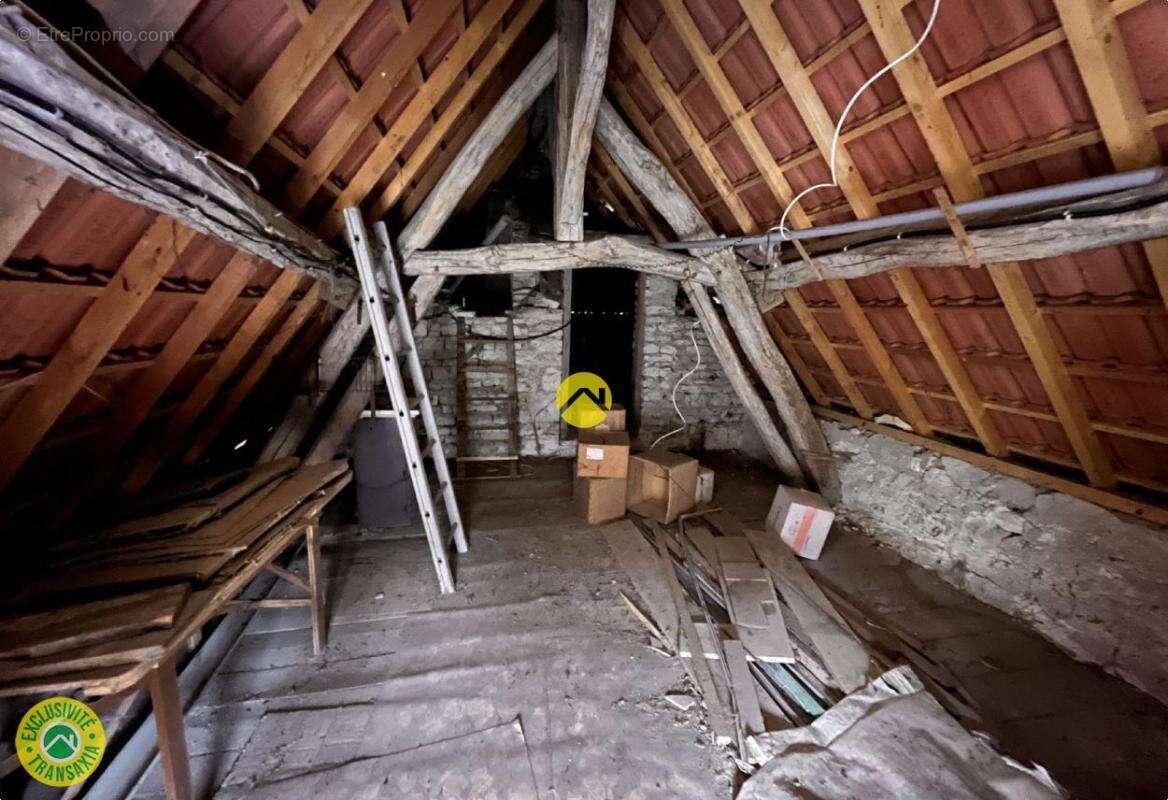 Maison à CHATEAUNEUF-SUR-CHER