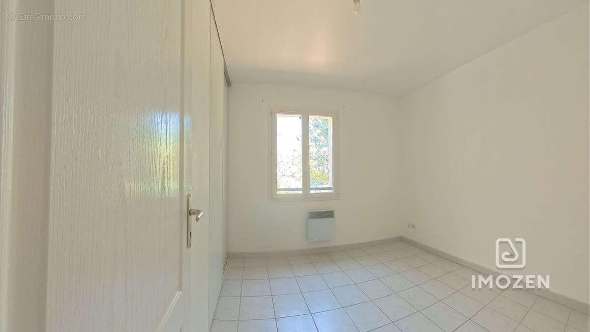 Maison T5 de 120 m2Le Val (83143) - photo 8